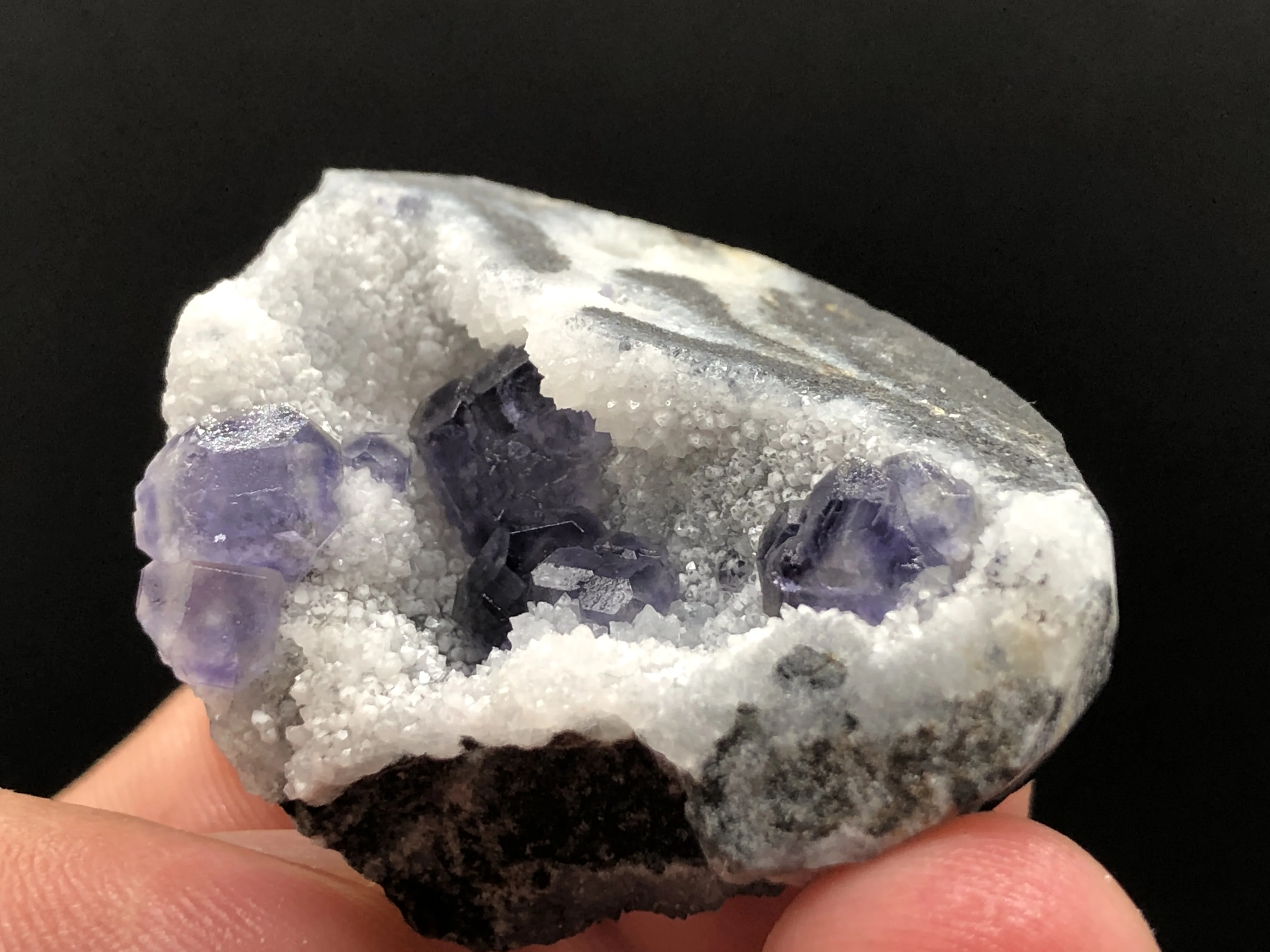 32.7gNatural rare QR code polyhedron blue green fluorite cavity cluster mineral crystal specimen healing Reiki energy crystal
32.7gNatural rare QR code polyhedron blue green fluorite cavity cluster mineral crystal specimen healing Reiki energy crystal