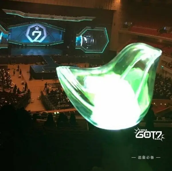 Fashion kpop GOT7 LightStick supporting Concert Tour Light stick for Fans Gift Collection Dropshiping GOT7 korean stationery set
Fashion kpop GOT7 LightStick supporting Concert Tour Light stick for Fans Gift Collection Dropshiping GOT7 korean stationery set
