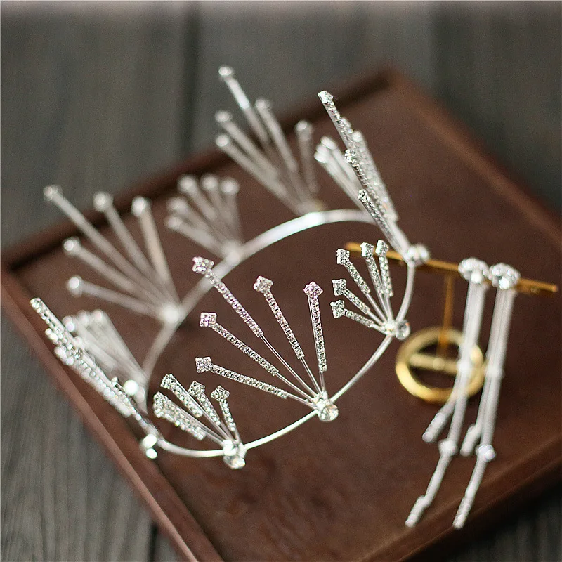 Day Korean Style Bride Crown round Crown Headdress Hair Accessories Crown Wedding Dress Marriage Wedding Ornament Birthday
Day Korean Style Bride Crown round Crown Headdress Hair Accessories Crown Wedding Dress Marriage Wedding Ornament Birthday
