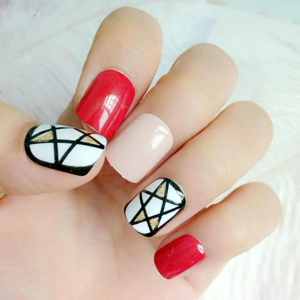 Fashion Red Artificial Fake Nails With Deaign Line Star Press On False Nail DIY Lady Full Cover Finger Tips Manicure Tools
Fashion Red Artificial Fake Nails With Deaign Line Star Press On False Nail DIY Lady Full Cover Finger Tips Manicure Tools