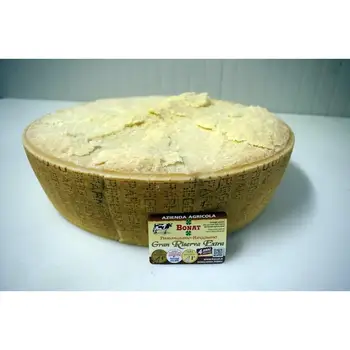 Parmigiano Reggiano - 24 months kg 18/20 (wheel)
Parmigiano Reggiano - 24 months kg 18/20 (wheel)