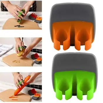 Stainless Steel Sharp Blade Finger Fruit Vegetables Peeler Gadget Slicer Kitchen Finger Protective Tools
Stainless Steel Sharp Blade Finger Fruit Vegetables Peeler Gadget Slicer Kitchen Finger Protective Tools