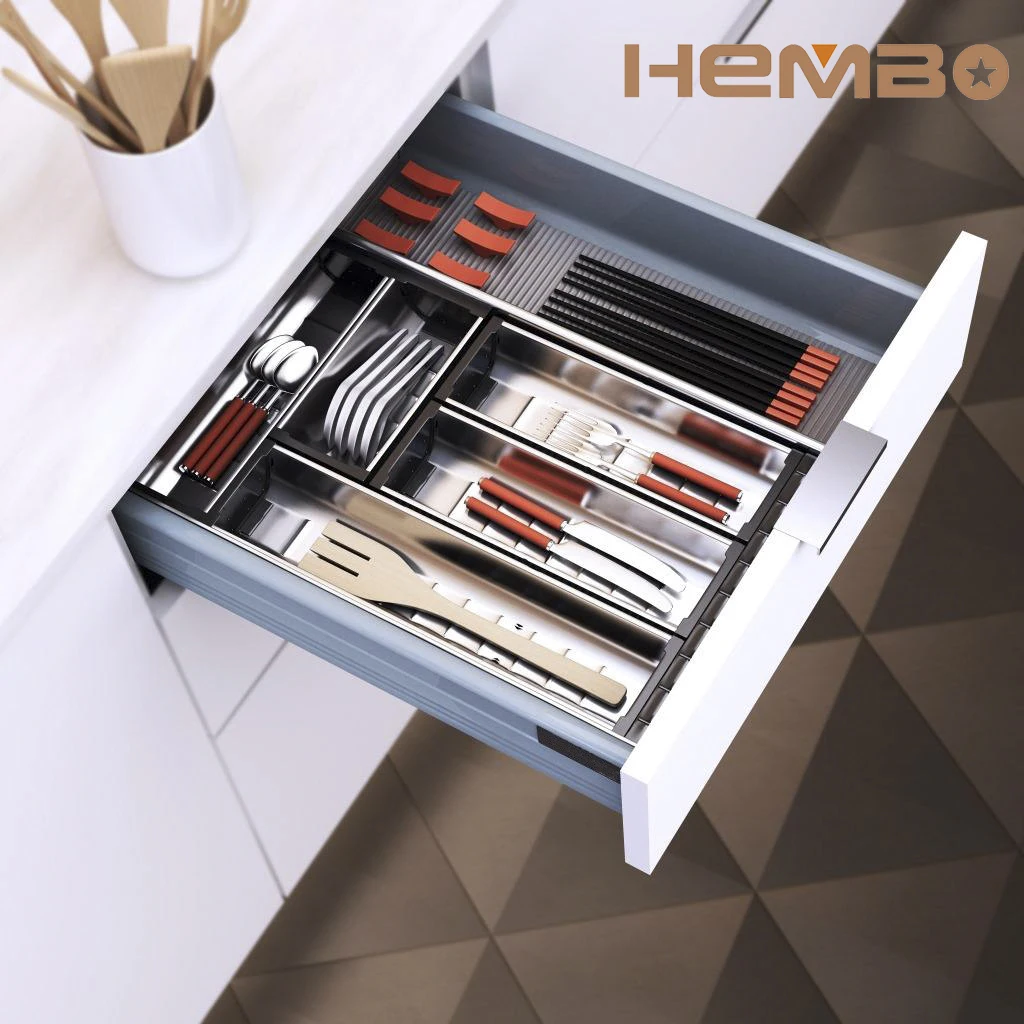 HB1888-C05 Inner Classical box with extended side glass and front panel with square railing,Height 167mm Tandem Box
HB1888-C05 Inner Classical box with extended side glass and front panel with square railing,Height 167mm Tandem Box