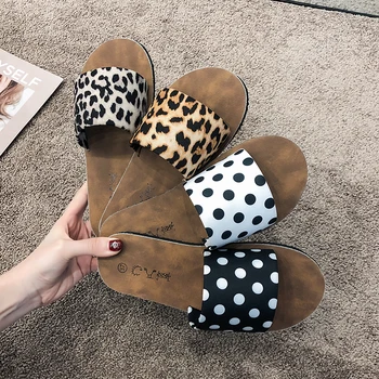 SLHJC Women Slippers Hot Fashion Summer Outside Wear 2020 Casual All Match Holiday Weekends House Shoes Sandals
SLHJC Women Slippers Hot Fashion Summer Outside Wear 2020 Casual All Match Holiday Weekends House Shoes Sandals