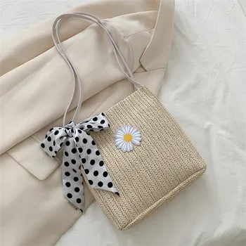 Summer Weaving Bucket Bag 2020 New Style Fashion Fashion Daisy Handbag Versatile Silk Scarves Western Style Shoulder Bag
Summer Weaving Bucket Bag 2020 New Style Fashion Fashion Daisy Handbag Versatile Silk Scarves Western Style Shoulder Bag