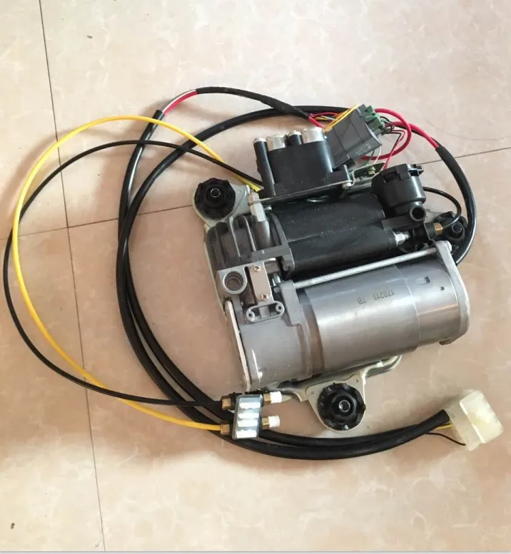 1 x New Air Suspension Compressor Pump for BMW X5 (E53) 37226787617, 37 22 6 787 617, 4154033040, 415 403 304 0
1 x New Air Suspension Compressor Pump for BMW X5 (E53) 37226787617, 37 22 6 787 617, 4154033040, 415 403 304 0