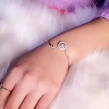 TSHOU03 TI 925 Sterling brass Circle Bracelet For Women sun flower bracelet TI 925 brass bracelet
TSHOU03 TI 925 Sterling brass Circle Bracelet For Women sun flower bracelet TI 925 brass bracelet