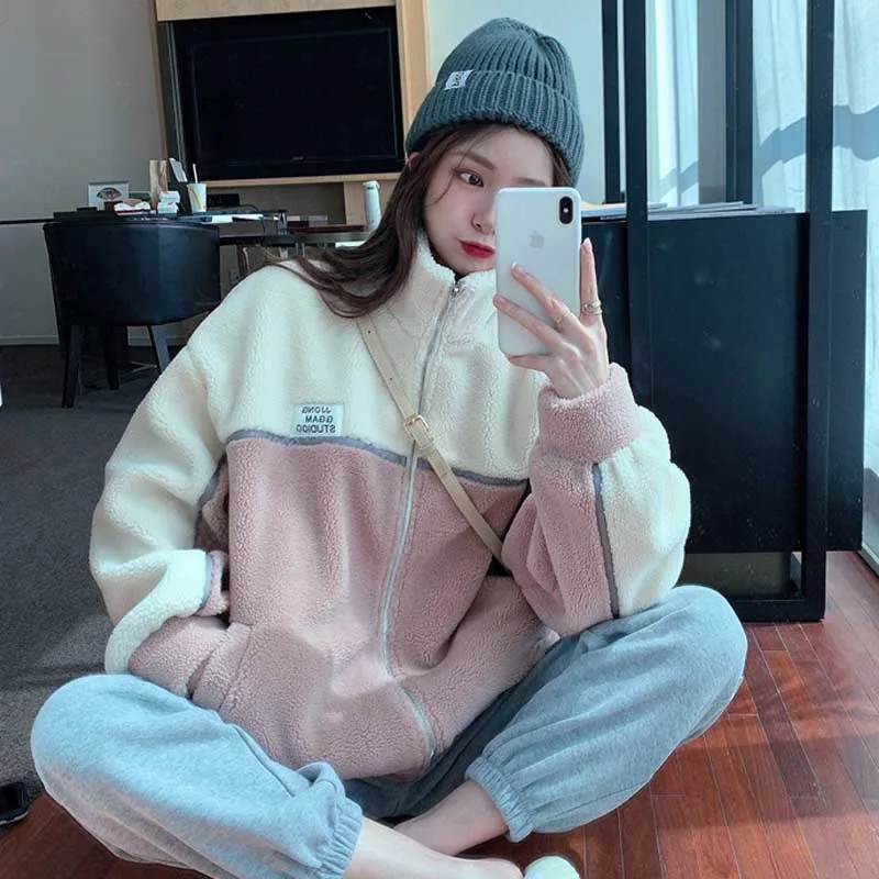 One-Piece College Sweet Girl Color Matching Thick Lamb Wool Zipper Warm Jacket Women 2020 Autumn Winter Women Long Sleeve Coats
One-Piece College Sweet Girl Color Matching Thick Lamb Wool Zipper Warm Jacket Women 2020 Autumn Winter Women Long Sleeve Coats