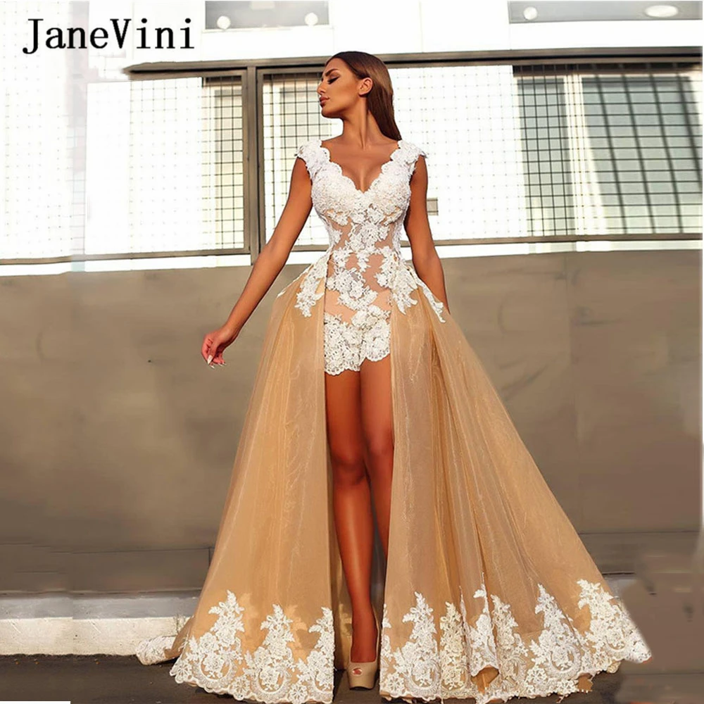 JaneVini 2020 Sexy High Low Long Prom Dresses with Detachable Train V Neck White Lace Appliques Organze Arabic Formal Prom Gowns 
JaneVini 2020 Sexy High Low Long Prom Dresses with Detachable Train V Neck White Lace Appliques Organze Arabic Formal Prom Gowns
