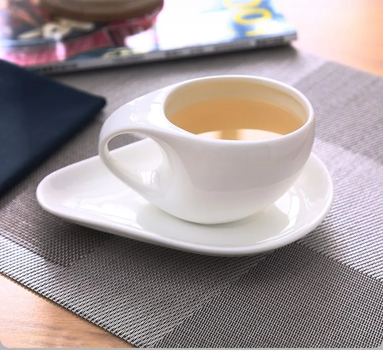 200ml European Crooked-style Ceramic Coffee Cup Set Creative Afternoon Tea Cup Milk Mug Water Mug Tea Cup Coffee Cup
200ml European Crooked-style Ceramic Coffee Cup Set Creative Afternoon Tea Cup Milk Mug Water Mug Tea Cup Coffee Cup