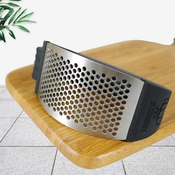 3Pcs Vegetable Mincer Ginger Squeezer Masher Kitchen Stainless Steel Manual Garlic Press Handheld Ginger Garlic Peeler
3Pcs Vegetable Mincer Ginger Squeezer Masher Kitchen Stainless Steel Manual Garlic Press Handheld Ginger Garlic Peeler