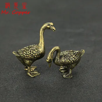 Retro Copper 1 Pair Goose Figurines Small Animal Statue Ornaments Antique Brass Tea Pet Decor Office Desk Decoration Accesories
Retro Copper 1 Pair Goose Figurines Small Animal Statue Ornaments Antique Brass Tea Pet Decor Office Desk Decoration Accesories