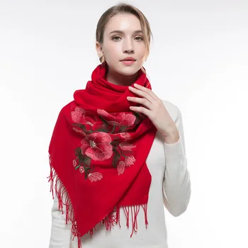 100% Wool Scarf Women Flower Shawls 2020 Bride Embroidery Tassel Shawls and Wraps Bridesmaid Pashmina Ladies Winter Wool Scarves
100% Wool Scarf Women Flower Shawls 2020 Bride Embroidery Tassel Shawls and Wraps Bridesmaid Pashmina Ladies Winter Wool Scarves