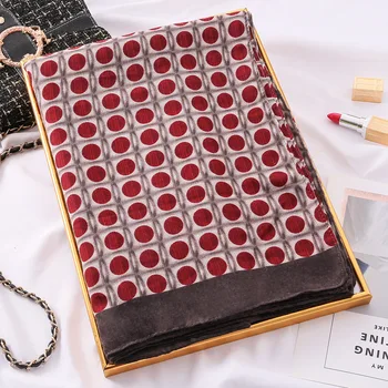 2020 accesorios mujer vintage hijab scarf women autumn South Korea luxury chic long dot print scarf shawl pashmina
2020 accesorios mujer vintage hijab scarf women autumn South Korea luxury chic long dot print scarf shawl pashmina