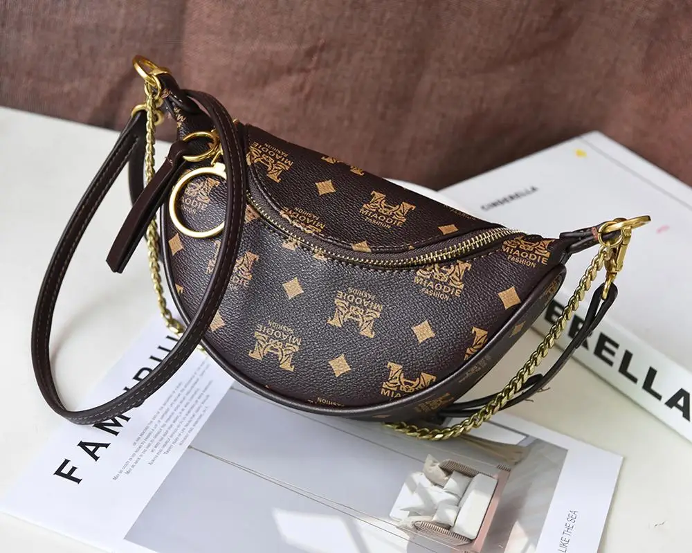 female bag pocket female 2019 new printing small bag chest broadband shoulder bag Messenger bag chain Shopping Bag
female bag pocket female 2019 new printing small bag chest broadband shoulder bag Messenger bag chain Shopping Bag