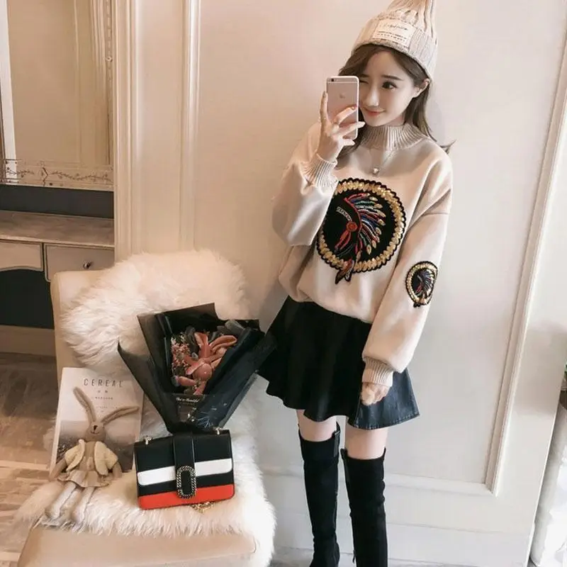Large Size Women's Two-piece Autumn and Winter Suits Are Thin, Western Style Sweater and Short Skirt Wear Two-piece Skirt Suit
Large Size Women's Two-piece Autumn and Winter Suits Are Thin, Western Style Sweater and Short Skirt Wear Two-piece Skirt Suit
