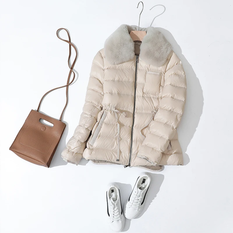 Winter Ultra Light 90% Duck Down Jacket Women Large Natural Rabbit's Hair White Duck Down Parka Sash Tie Up Warm Coats
Winter Ultra Light 90% Duck Down Jacket Women Large Natural Rabbit's Hair White Duck Down Parka Sash Tie Up Warm Coats
