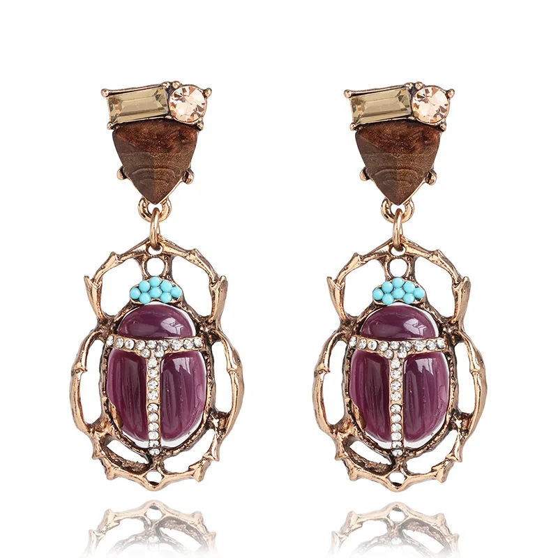 Cross-border supply 52535 gem earrings female beetles exaggerated fashion and personality of animal insect earrings 
Cross-border supply 52535 gem earrings female beetles exaggerated fashion and personality of animal insect earrings
