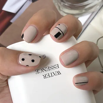 Summer Style Girls Black Dot Print Fake Nails Square Head Full Cover Flash Nails Removable Waterproof Press On Nails 24pcs/set
Summer Style Girls Black Dot Print Fake Nails Square Head Full Cover Flash Nails Removable Waterproof Press On Nails 24pcs/set