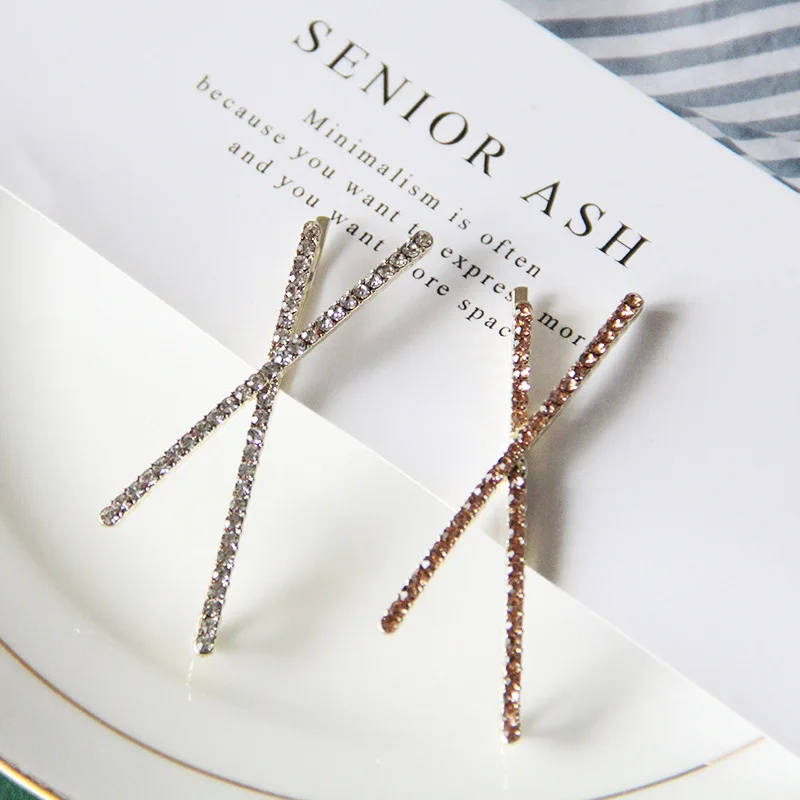 Simple Versatile Man-made Rhinestone Alloy Long Clip Headband Back of the Head Side Clip South Korea Hair Accessories Headdress
Simple Versatile Man-made Rhinestone Alloy Long Clip Headband Back of the Head Side Clip South Korea Hair Accessories Headdress