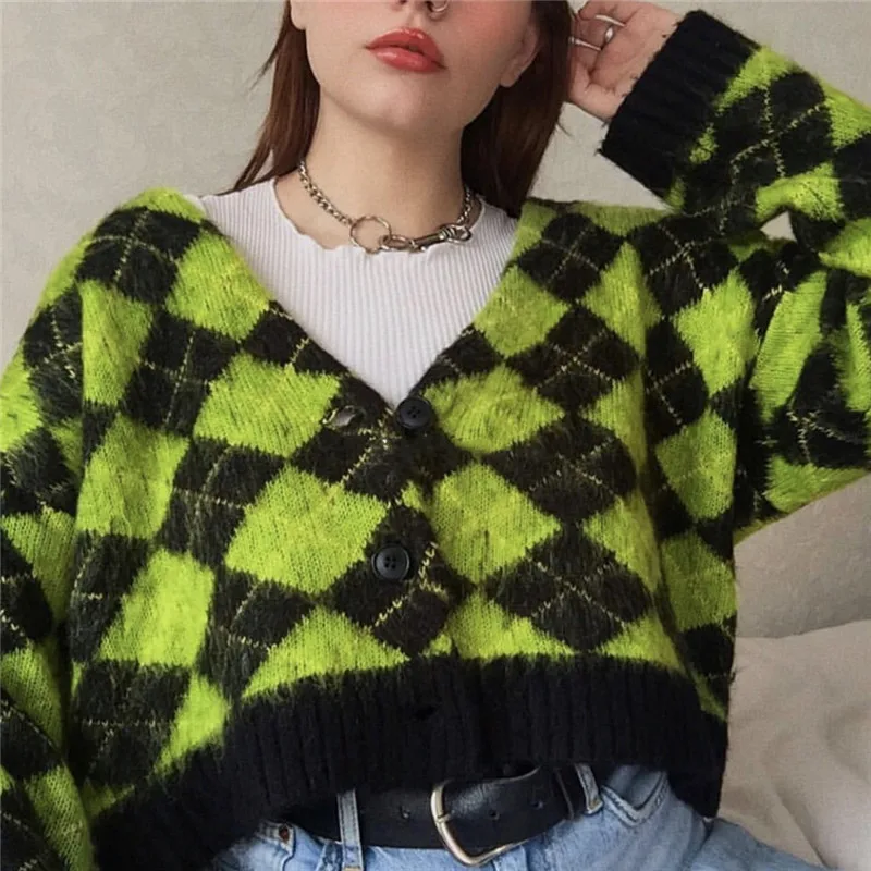 2019 Autumn Sweater Green Checkerboard V-neck Single Row Button Down Knitted Cardigan Sweater women
2019 Autumn Sweater Green Checkerboard V-neck Single Row Button Down Knitted Cardigan Sweater women