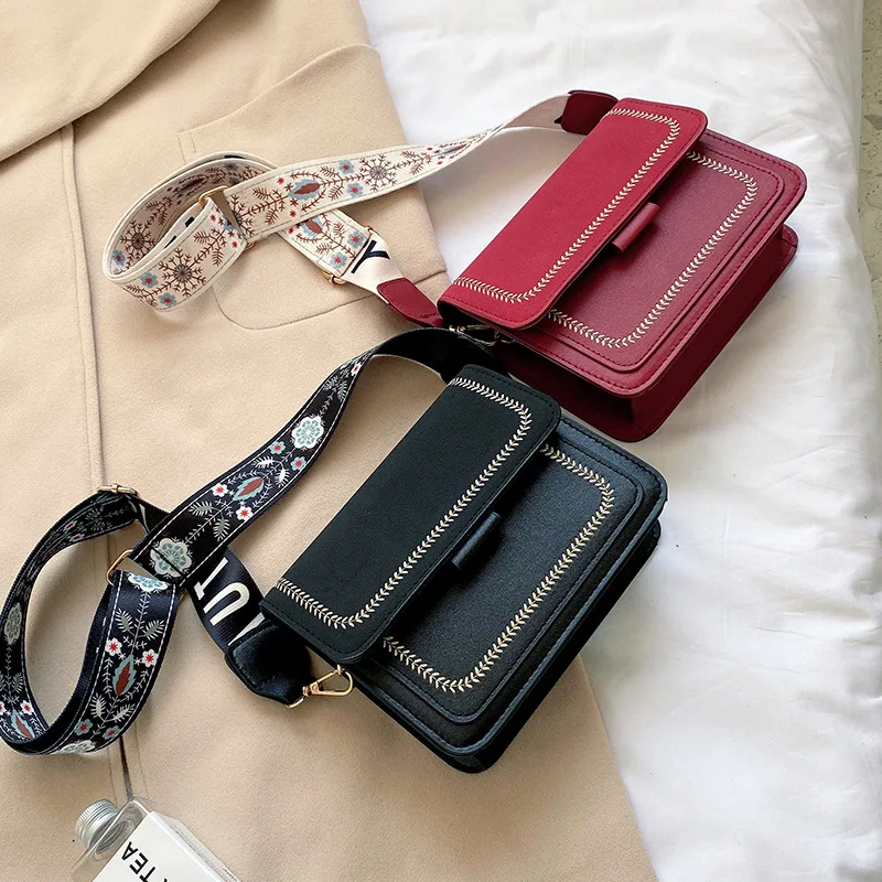 2020 Autumn And Winter New Style Shoulder Bag Retro Car Suture bai da xiao Square Bag Korean-style Western Style Wide Strap Shou
2020 Autumn And Winter New Style Shoulder Bag Retro Car Suture bai da xiao Square Bag Korean-style Western Style Wide Strap Shou