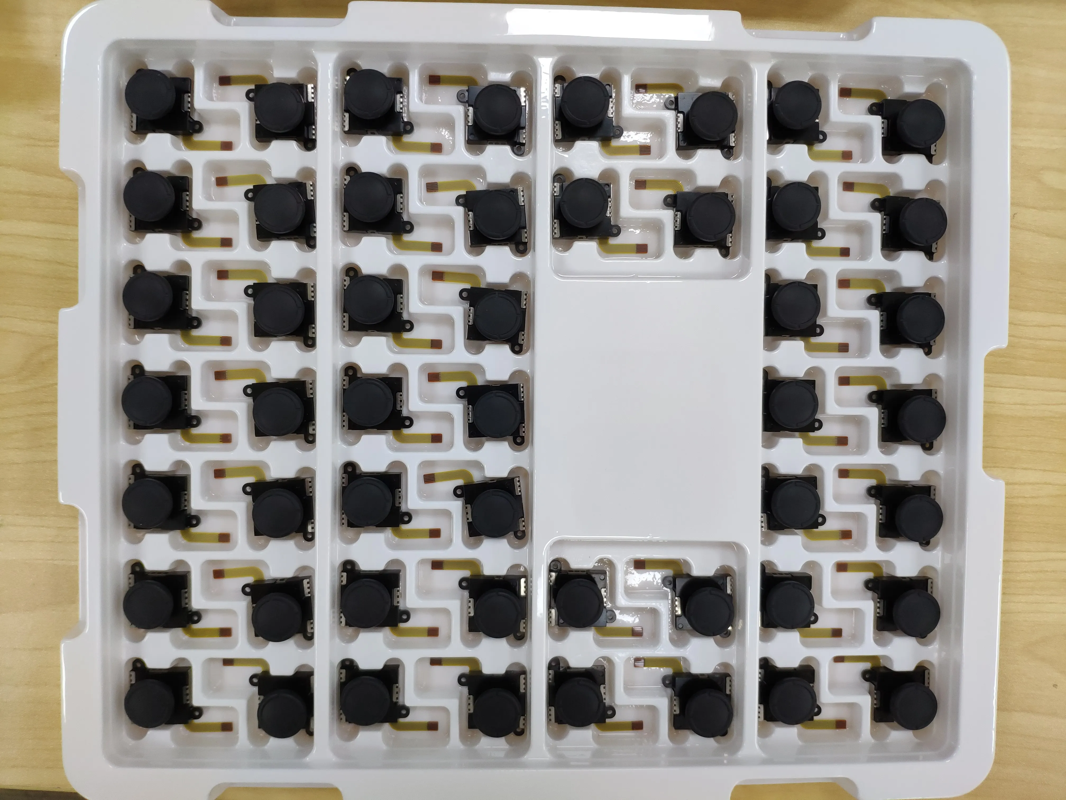 100PCS/Lot High Quality New For Nintend Switch NS Joy-Con Controller 3D Analog Joystick Thumb Stick Joystick Sensor Module
100PCS/Lot High Quality New For Nintend Switch NS Joy-Con Controller 3D Analog Joystick Thumb Stick Joystick Sensor Module