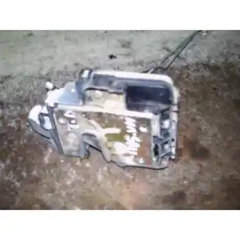 1748075 Rear Door lock Right Volkswagen Polo Saloon (6n1) 1.9 Sdi 
1748075 Rear Door lock Right Volkswagen Polo Saloon (6n1) 1.9 Sdi