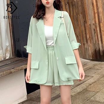 2020 Summer New Women's Blazer Suits Two Pieces Set Single-breasted Notched Tops Pockets Elastic Waist Shorts S04609K
2020 Summer New Women's Blazer Suits Two Pieces Set Single-breasted Notched Tops Pockets Elastic Waist Shorts S04609K