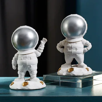 Nordic Modern Minimalist Astronaut Space Model Ornament Study Room Handicraft Spaceman Furnishings Home Decoration Gift
Nordic Modern Minimalist Astronaut Space Model Ornament Study Room Handicraft Spaceman Furnishings Home Decoration Gift