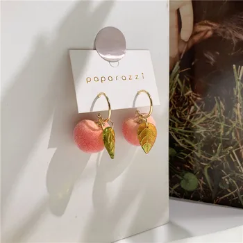 2020 Peach Love strawberry earrings temperament contracted fruit series Pendant earrings women stud earrings jewelry accessories
2020 Peach Love strawberry earrings temperament contracted fruit series Pendant earrings women stud earrings jewelry accessories
