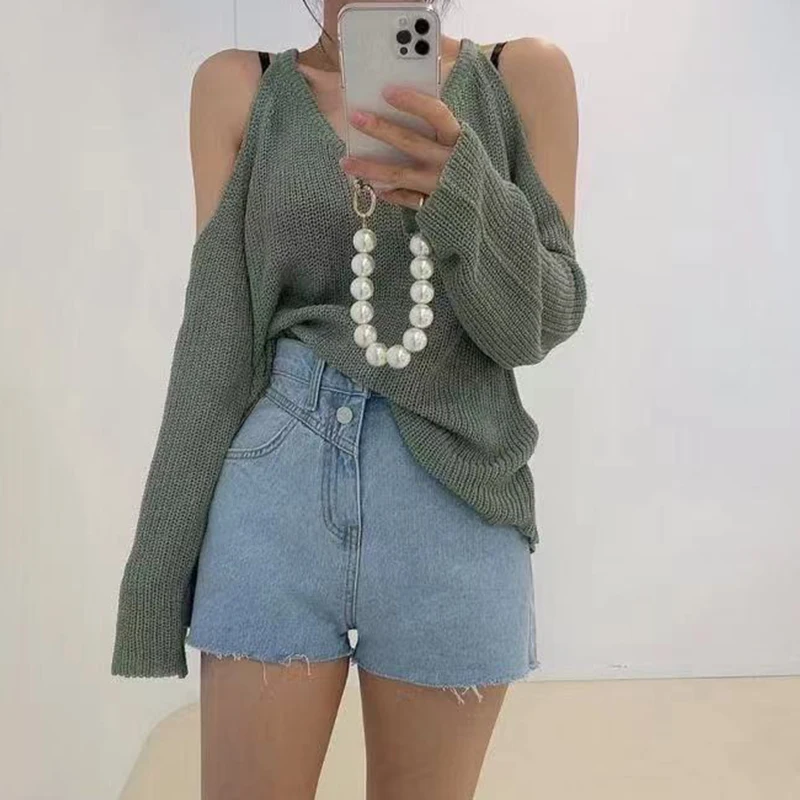 Женские вязаные свитера с открытыми плечами и открытой спиной, Дамский Свободный Повседневный пуловер, свитер на осень, черный, белый, хаки, корейская мода
Женские вязаные свитера с открытыми плечами и открытой спиной, Дамский Свободный Повседневный пуловер, свитер на осень, черный, белый, хаки, корейская мода