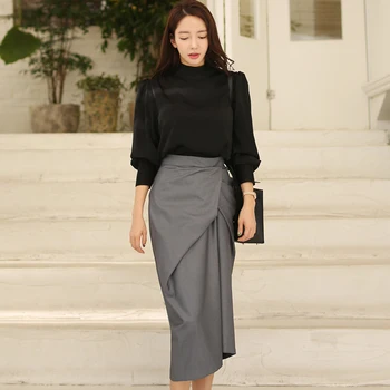 Winter Lantern Sleeve Black Pullover Top Irregular Bodycon Mid-Calf Skirt Two Piece Women's Casual Set Dresses
Winter Lantern Sleeve Black Pullover Top Irregular Bodycon Mid-Calf Skirt Two Piece Women's Casual Set Dresses