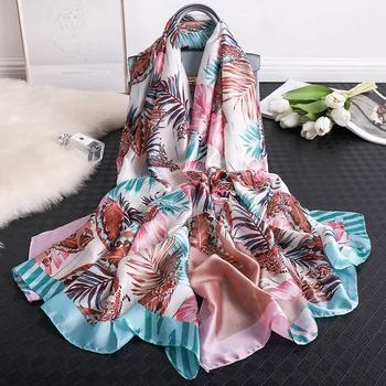 2020 Luxury Brand Spring Autumn New Style Warm Scarf Women Fashion Silk Scarves Sun-resistant Shawl Soft Headscarf poncho
2020 Luxury Brand Spring Autumn New Style Warm Scarf Women Fashion Silk Scarves Sun-resistant Shawl Soft Headscarf poncho