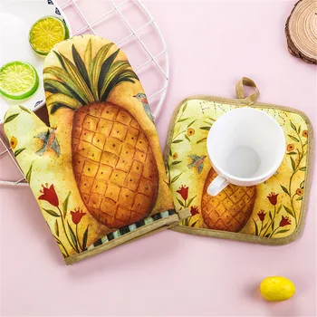 Cartoon Non-slip Cotton Microwave Glove Placemat Set Potholder Mitts Kitchen Insulation Oven Mitt Baking Heat Resistant Gloves
Cartoon Non-slip Cotton Microwave Glove Placemat Set Potholder Mitts Kitchen Insulation Oven Mitt Baking Heat Resistant Gloves
