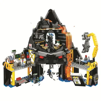 521pcs Garmadons Volcano Lair Building Blocks Bricks Compatible Ninjagoing 70631 Model Toys for Children Gifts
521pcs Garmadons Volcano Lair Building Blocks Bricks Compatible Ninjagoing 70631 Model Toys for Children Gifts