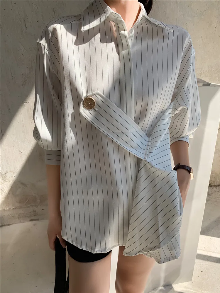 2020 Spring And Autumn New French Design Sense Niche Loose Irregular Striped Long-sleeved Shirt Fashion Casual Top Coat S-L
2020 Spring And Autumn New French Design Sense Niche Loose Irregular Striped Long-sleeved Shirt Fashion Casual Top Coat S-L