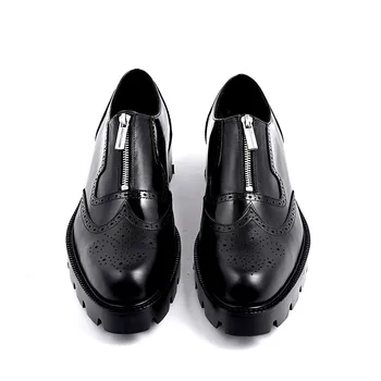 2020 British Brock carved thick-soled shoes, high-rise shoes, Korean version of the trend Joker casual men's shoes, leather shoe
2020 British Brock carved thick-soled shoes, high-rise shoes, Korean version of the trend Joker casual men's shoes, leather shoe