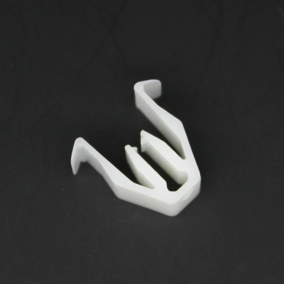 10pcs Grille Moulding Clips Hook Bracket Clamp for GM Chevy Equinox 5482087 Nylon
10pcs Grille Moulding Clips Hook Bracket Clamp for GM Chevy Equinox 5482087 Nylon