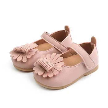 2020 New Kids Baby Summer Sandals For Girls Shoes children Flower Rubber Leather Princess Beach Sandals Baby walkers 
2020 New Kids Baby Summer Sandals For Girls Shoes children Flower Rubber Leather Princess Beach Sandals Baby walkers