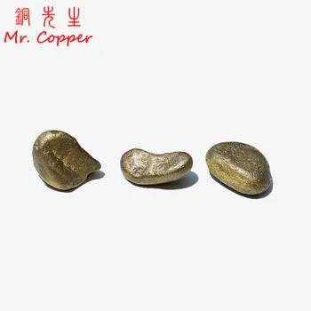 Brass Pebbles Ornaments Pure Copper Solid Table Decoration Useless Stone Shape Paperweight Fashion Simple Home Decor Accessories
Brass Pebbles Ornaments Pure Copper Solid Table Decoration Useless Stone Shape Paperweight Fashion Simple Home Decor Accessories