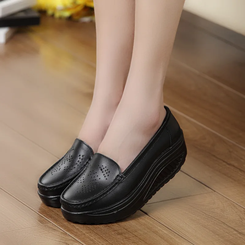 Size 41 Slip on Women Shoes Casual Platform Sneakers Retro Fashion White Chunky Trainers Women Loafer Hollow Out Chunky Sneakers
Size 41 Slip on Women Shoes Casual Platform Sneakers Retro Fashion White Chunky Trainers Women Loafer Hollow Out Chunky Sneakers
