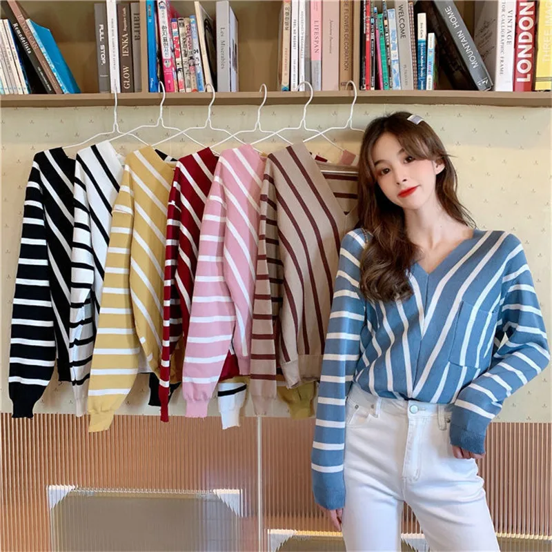 Spring and Autumn 2021 Women's Korean Chic Striped Coat, V-Neck Long Sleeve Sweater, Loose and Thin, Versatile Short Top
Spring and Autumn 2021 Women's Korean Chic Striped Coat, V-Neck Long Sleeve Sweater, Loose and Thin, Versatile Short Top