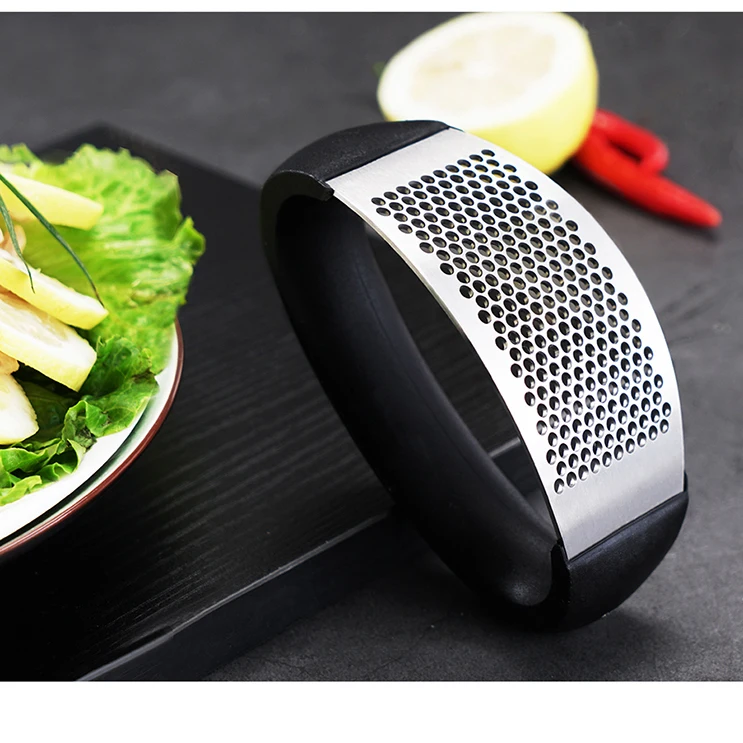 Garlic Presses Manual Stainless Steel Garlic Mincer Chopping Garlic Tools Curve Fruit Vegetable Tools Kitchen Gadgets
Garlic Presses Manual Stainless Steel Garlic Mincer Chopping Garlic Tools Curve Fruit Vegetable Tools Kitchen Gadgets