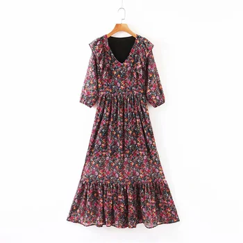 2020 spring new fashion V-neck seven-point sleeves waist floral lotus leaf stitching long print dress
2020 spring new fashion V-neck seven-point sleeves waist floral lotus leaf stitching long print dress