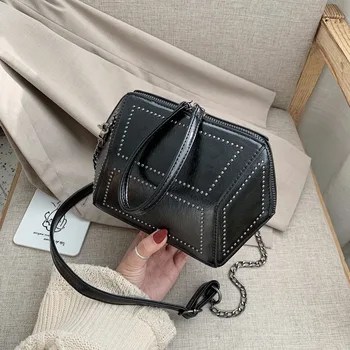 Handbag Small Women 2020 Spring New Fashion Women's Shoulder Bag Messenger Bag Korean Rivet Geometric Small Square Bag
Handbag Small Women 2020 Spring New Fashion Women's Shoulder Bag Messenger Bag Korean Rivet Geometric Small Square Bag