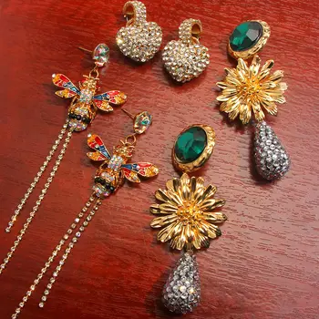 Flatfoosie Colorful Shiny Crystal Bee Drop Earrings For Women Gift Geometric Fashion Rhinestone Heart Statement Earrings Jewelry 
Flatfoosie Colorful Shiny Crystal Bee Drop Earrings For Women Gift Geometric Fashion Rhinestone Heart Statement Earrings Jewelry