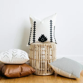 Decorative Throw Pillow Covers Only For Couch, Sofa, Or Bed Modern Design Short Plush Stripes Geometric Pillow Cases kussensloop
Decorative Throw Pillow Covers Only For Couch, Sofa, Or Bed Modern Design Short Plush Stripes Geometric Pillow Cases kussensloop