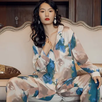 Pajamas Women Winter Sweet Fashion Printing Dyeing Patterns Female Sleepwear Pyjama Set Cardigan Warm Top Pants Home Clothes
Pajamas Women Winter Sweet Fashion Printing Dyeing Patterns Female Sleepwear Pyjama Set Cardigan Warm Top Pants Home Clothes