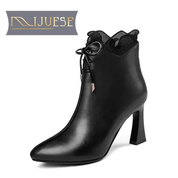 MLJUESE 2021 women Ankle boots Cow leather Winter short plush Pointed Toe Ruffles Super High heels female boots size 40 
MLJUESE 2021 women Ankle boots Cow leather Winter short plush Pointed Toe Ruffles Super High heels female boots size 40